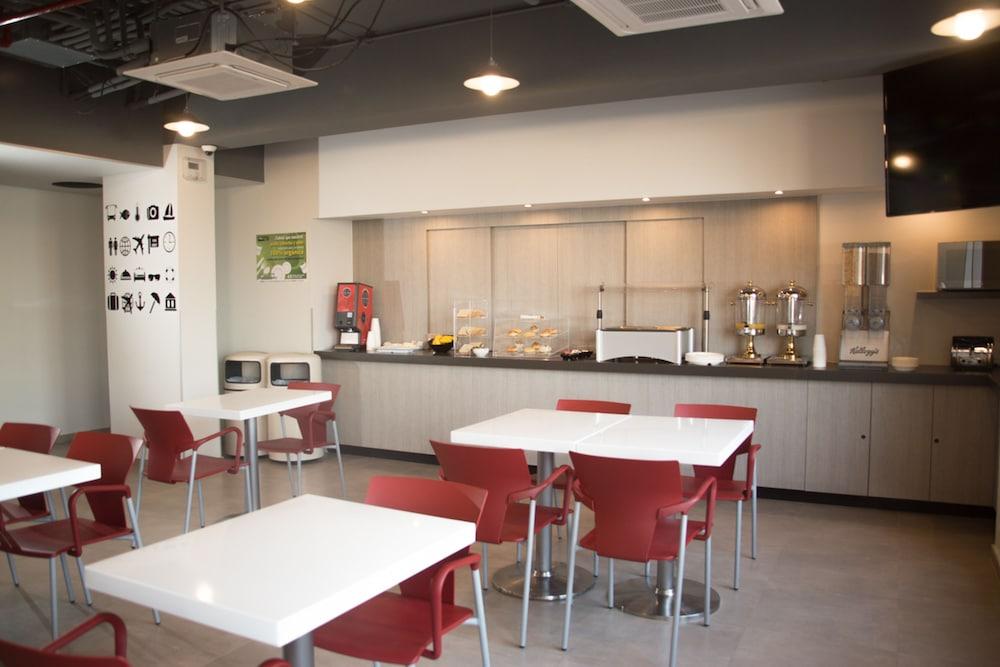City Express Junior By Marriott Puebla Finsa Zewnętrze zdjęcie