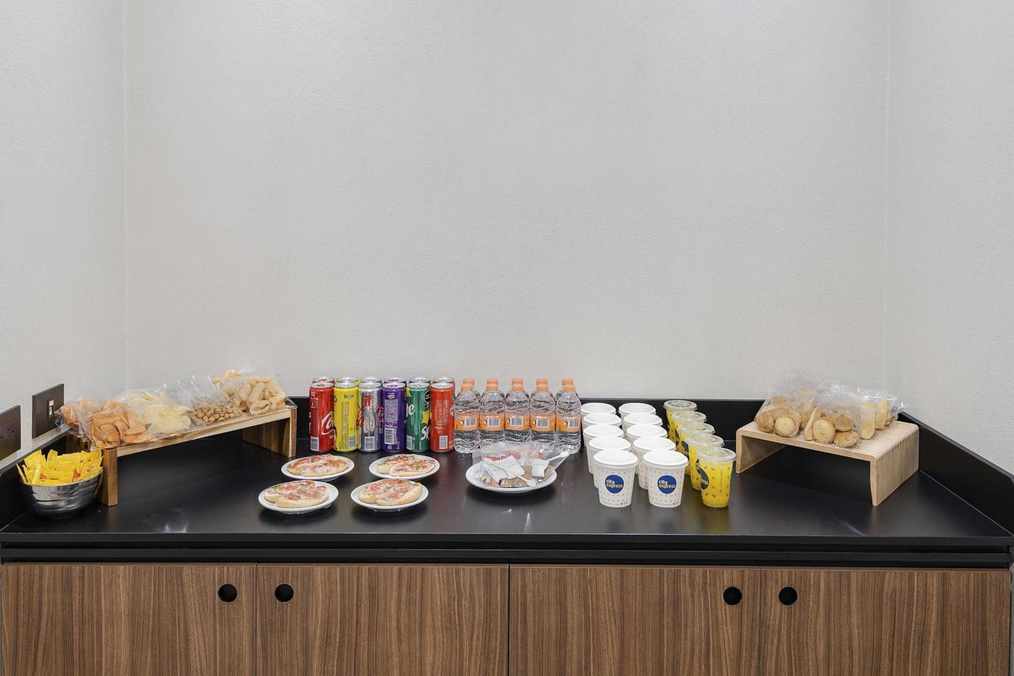 City Express Junior By Marriott Puebla Finsa Zewnętrze zdjęcie