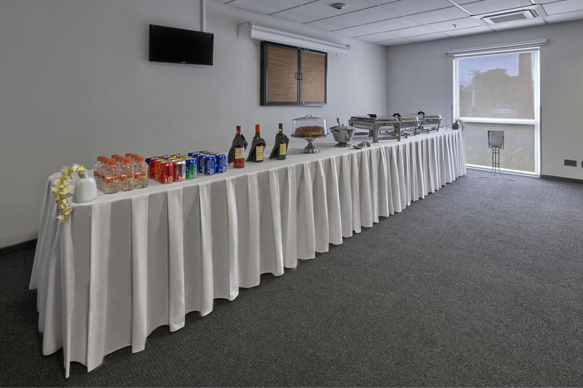 City Express Junior By Marriott Puebla Finsa Zewnętrze zdjęcie
