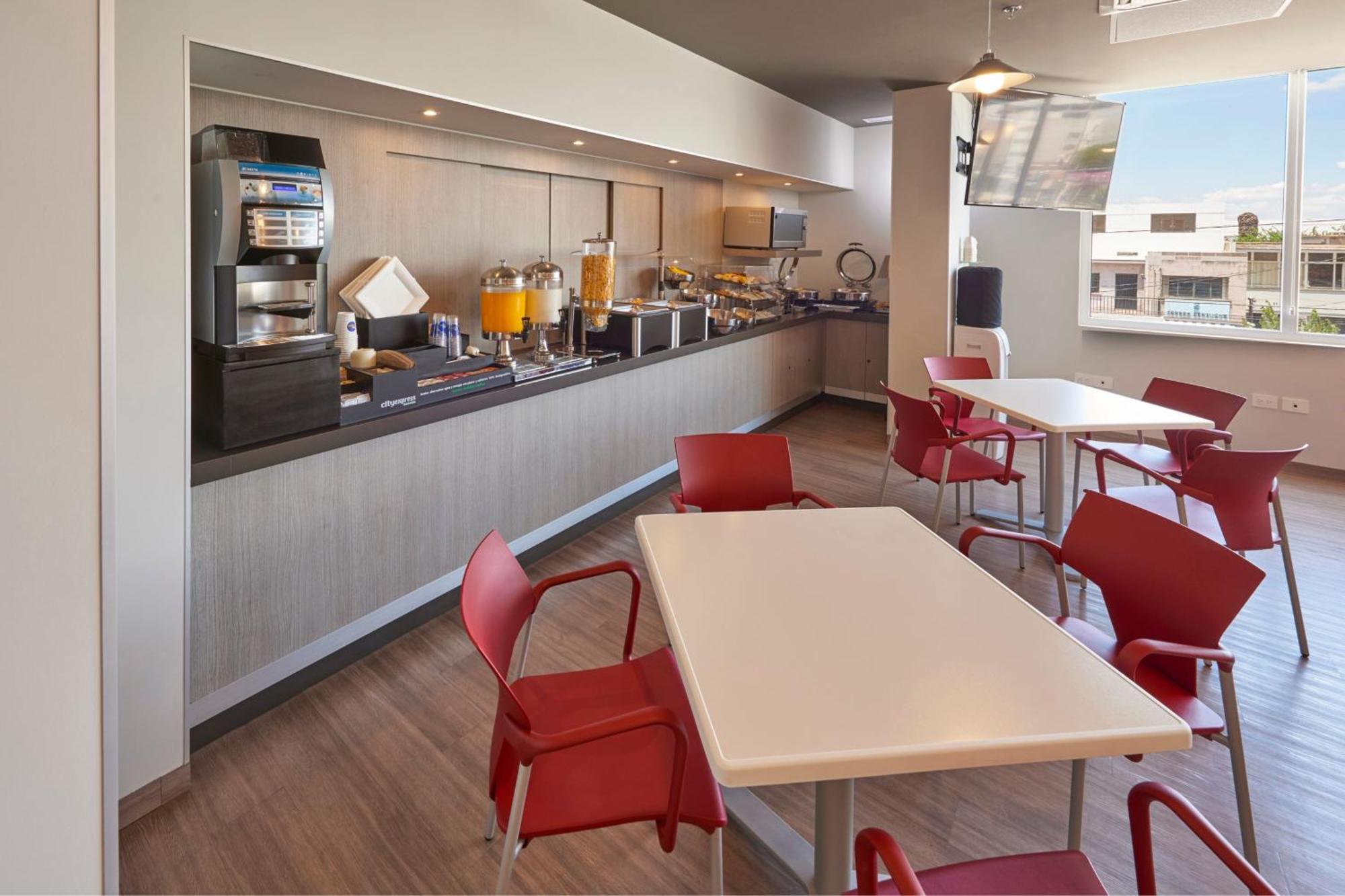 City Express Junior By Marriott Puebla Finsa Zewnętrze zdjęcie
