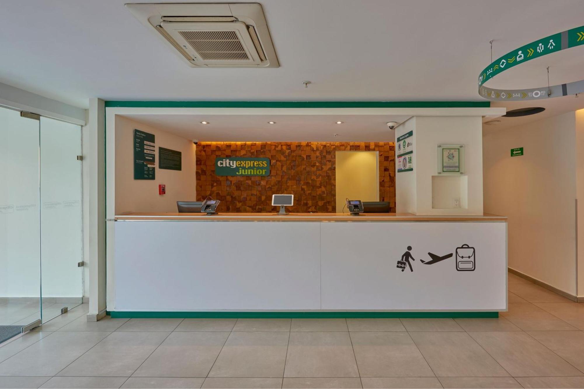 City Express Junior By Marriott Puebla Finsa Zewnętrze zdjęcie