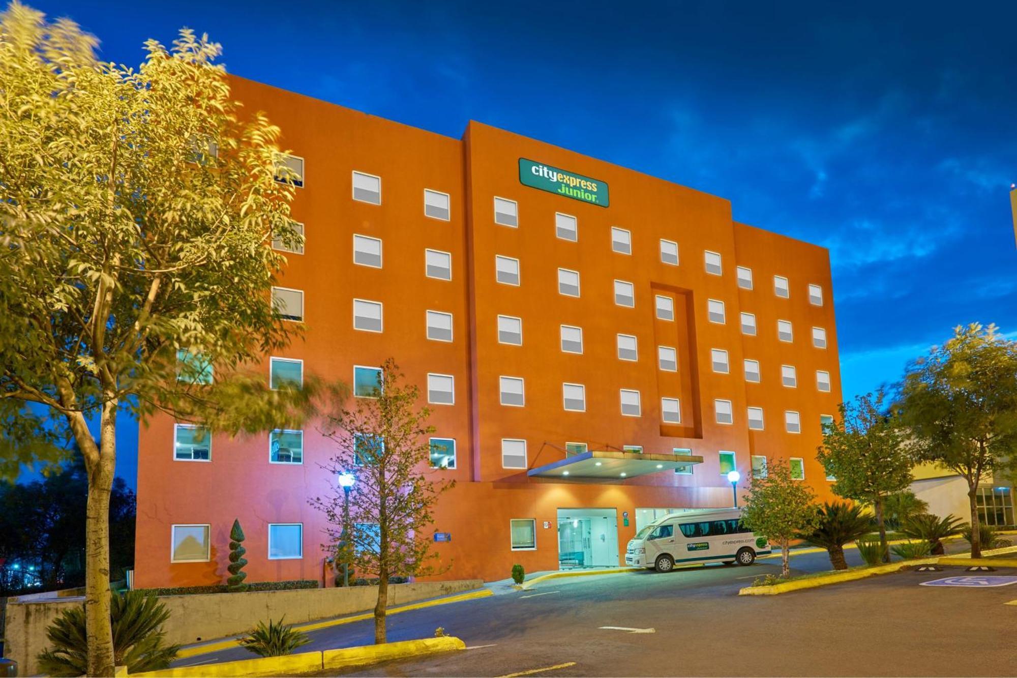 City Express Junior By Marriott Puebla Finsa Zewnętrze zdjęcie