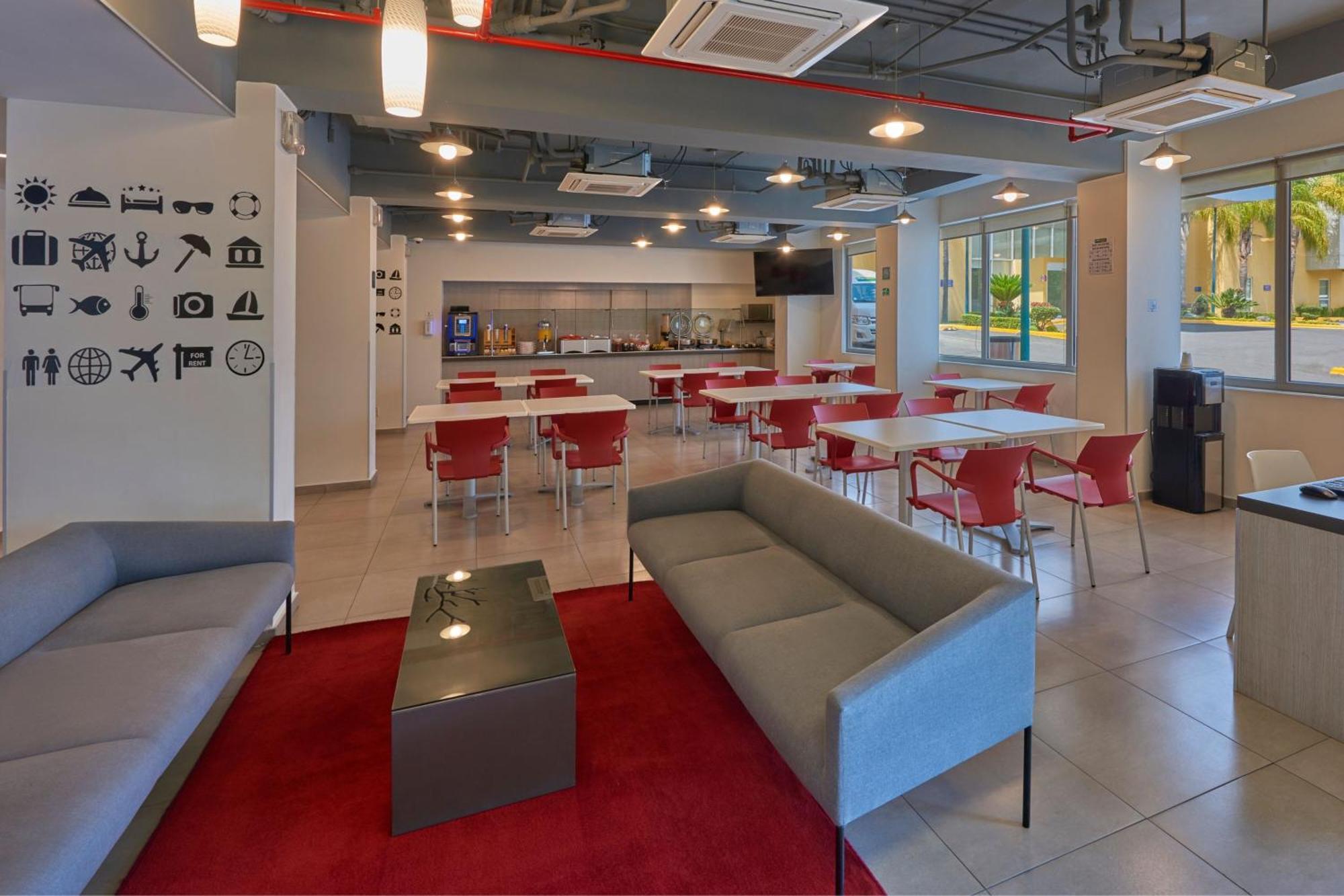 City Express Junior By Marriott Puebla Finsa Zewnętrze zdjęcie