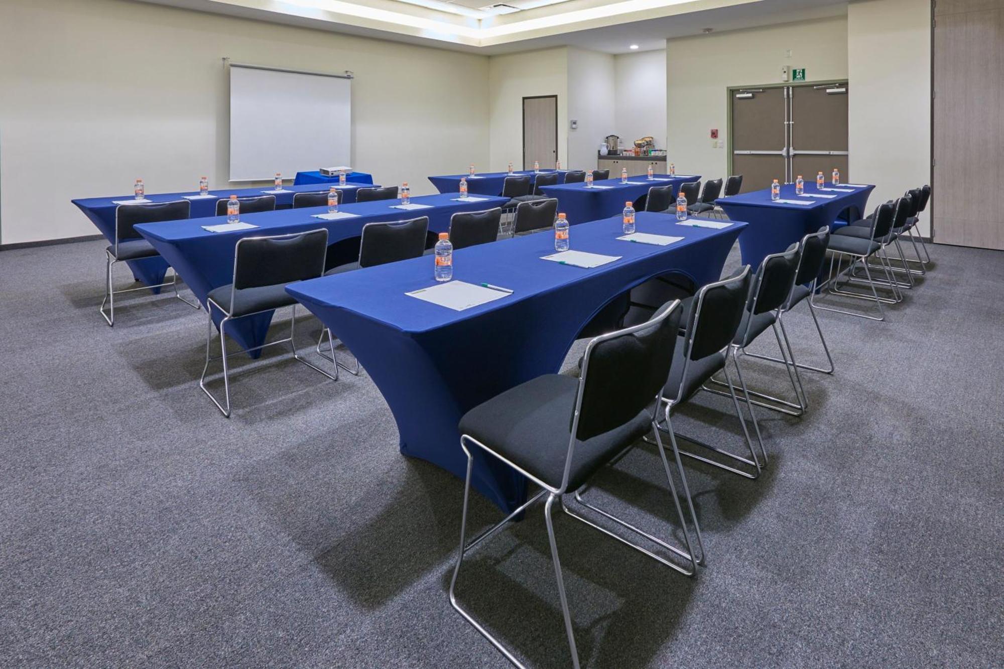 City Express Junior By Marriott Puebla Finsa Zewnętrze zdjęcie