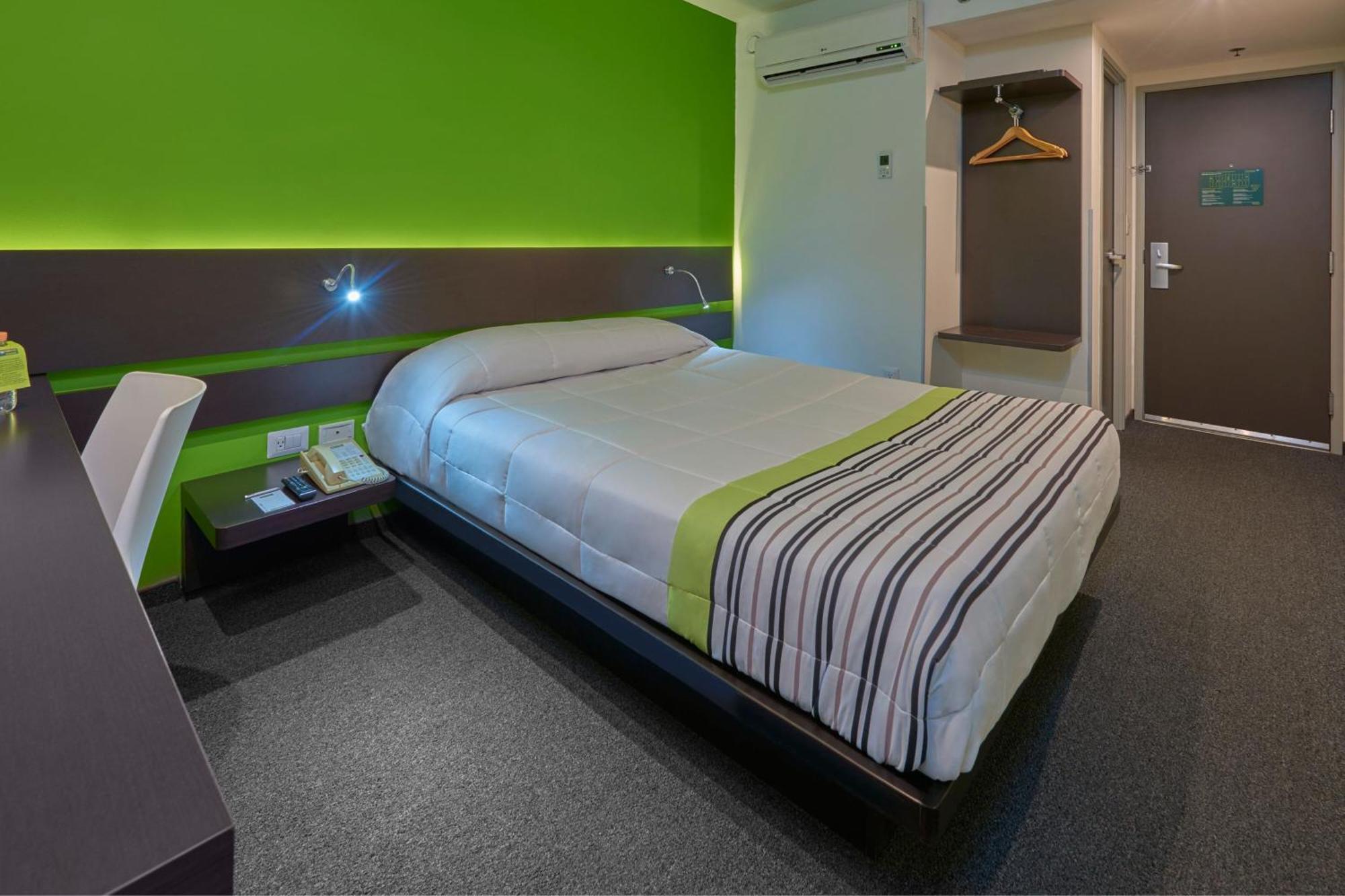 City Express Junior By Marriott Puebla Finsa Zewnętrze zdjęcie